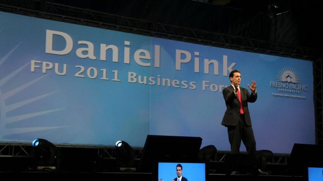 Daniel Pink addresses FPU for 2011 Business Forum