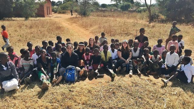 Group photo student mission Malawi